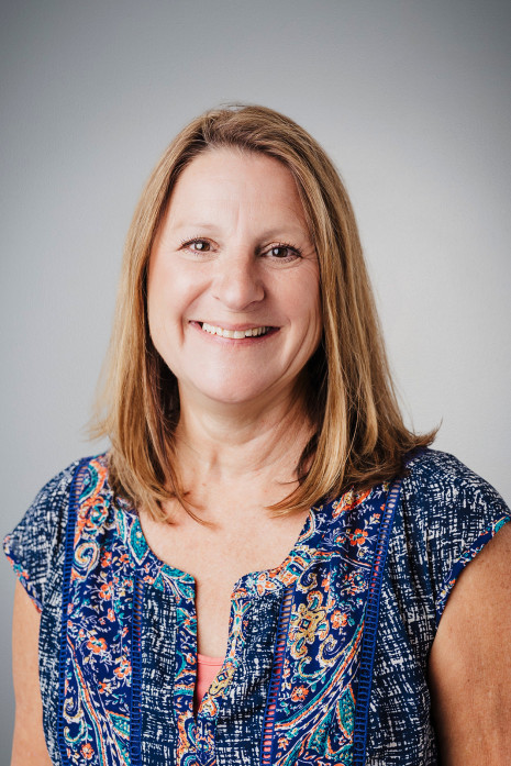 Tracy Quesinberry's headshot