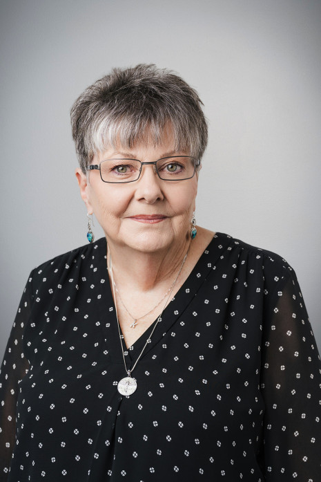 Karen Miller's headshot